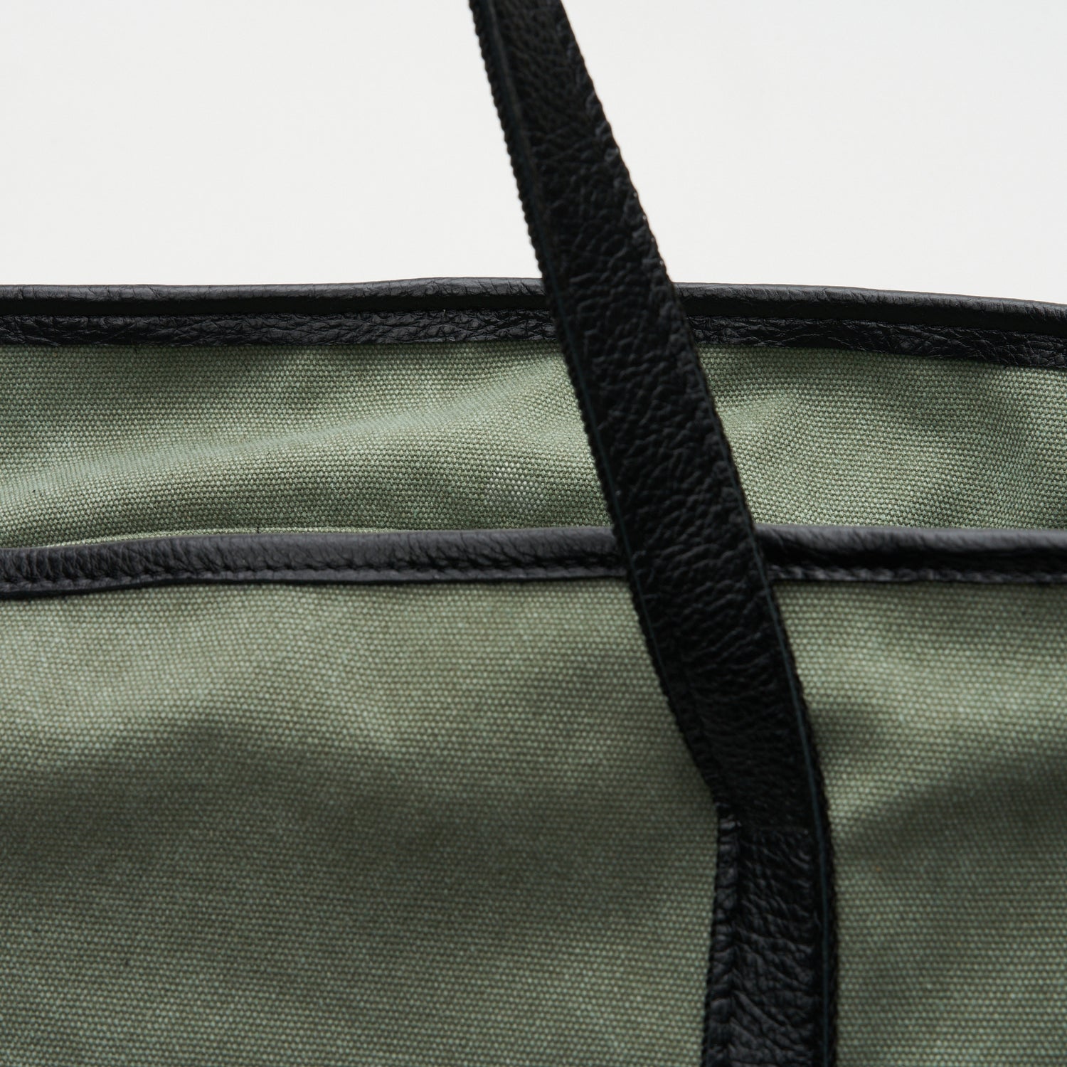 Bushveld Canvas & Leather Two-Tone Weekender Bag