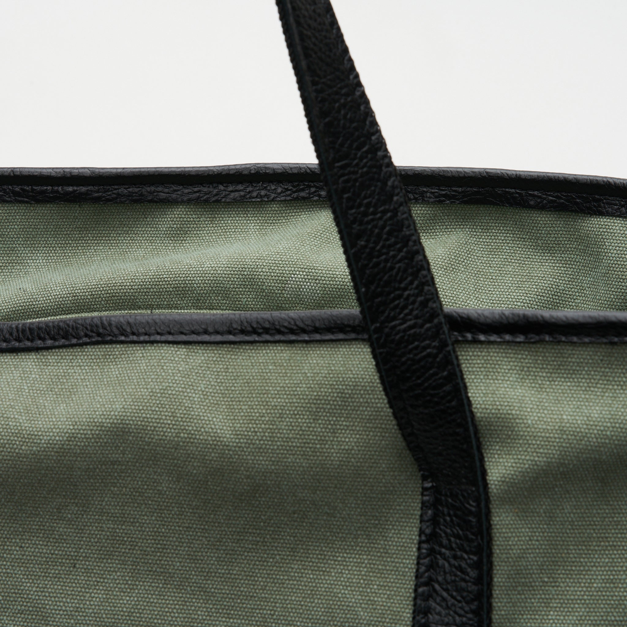 Bushveld Canvas & Leather Two-Tone Weekender Bag