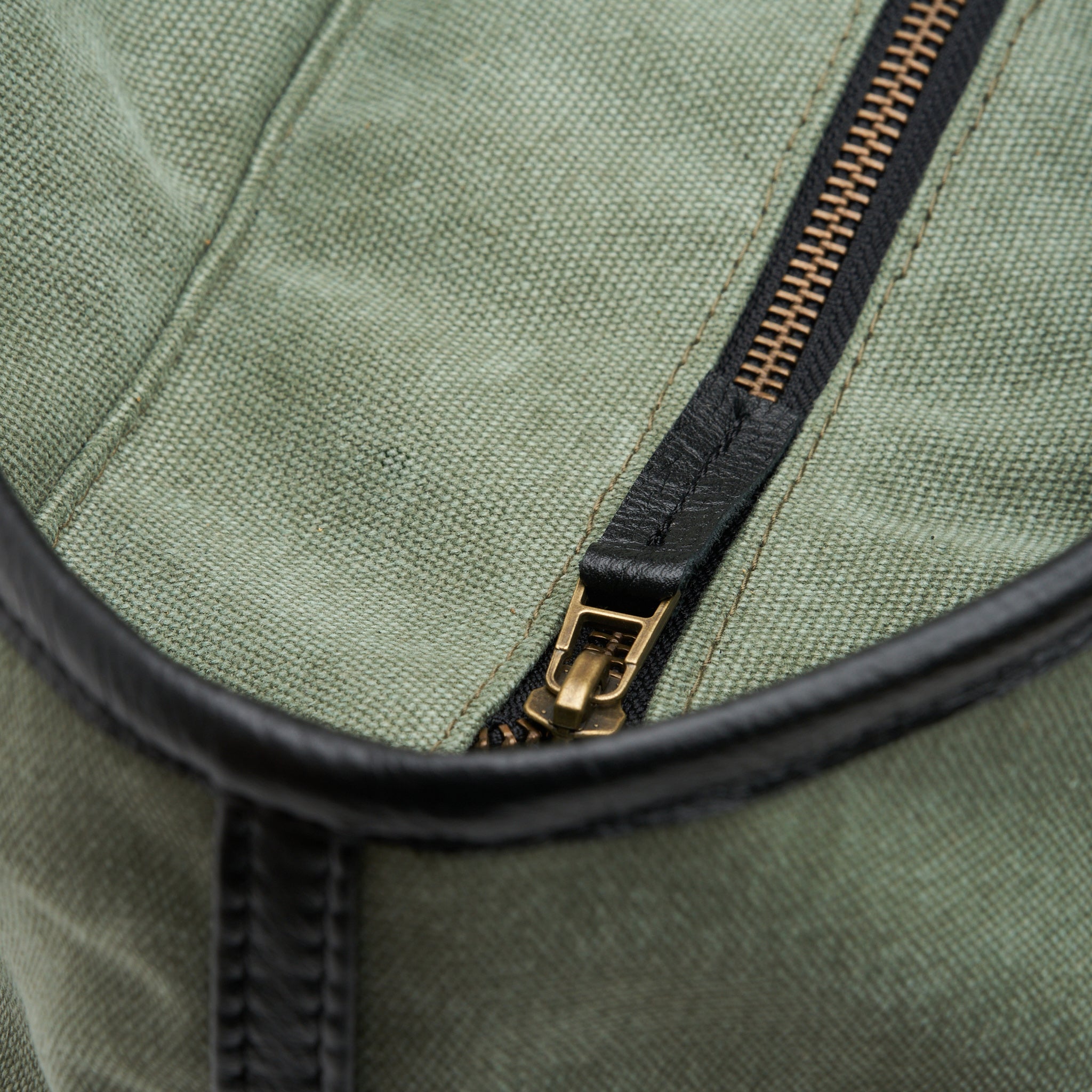 Bushveld Canvas & Leather Two-Tone Weekender Bag