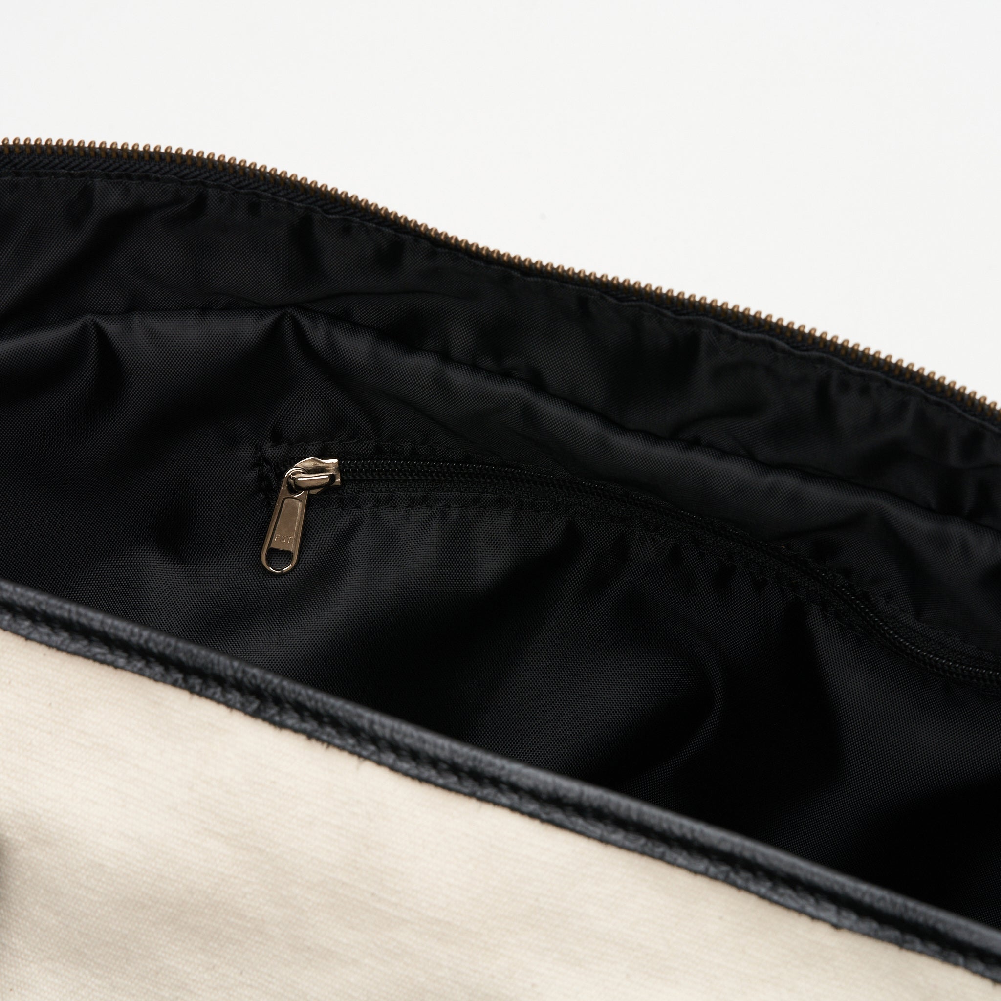 Bushveld Canvas & Leather Two-Tone Weekender Bag