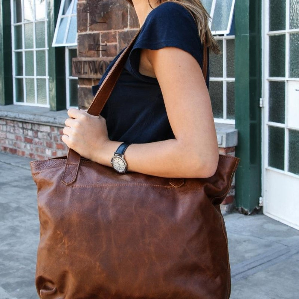 Woman with 2-in-1 Elle Shopper Bag on arm-Pecan