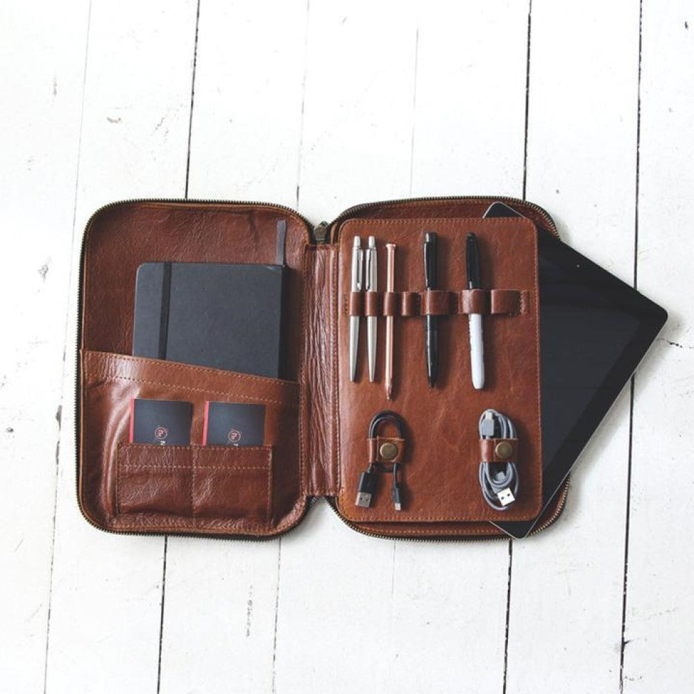 Aria iPad & Notebook Pouch in Pecan with internal accessories