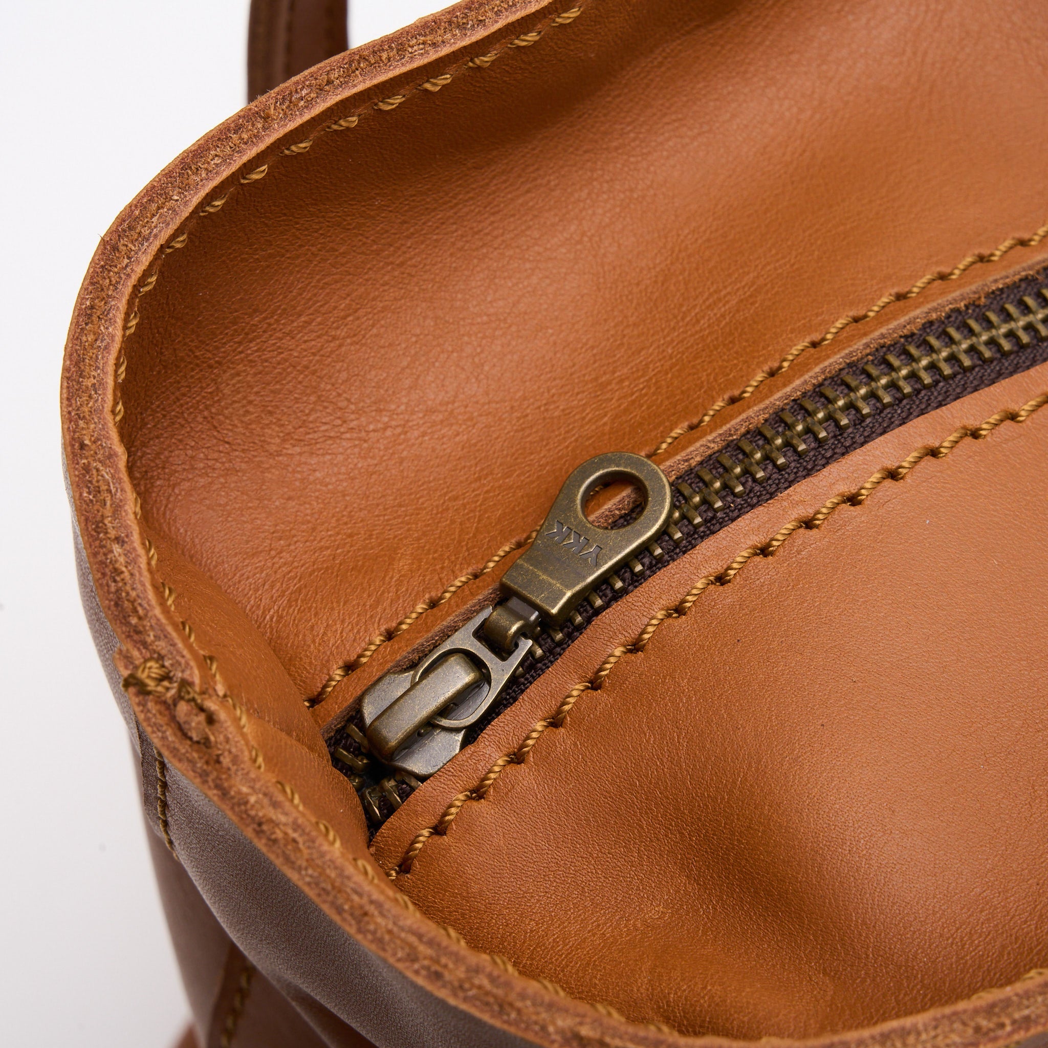 Blaire Sturdy Leather Handbag - Woodstock Leather