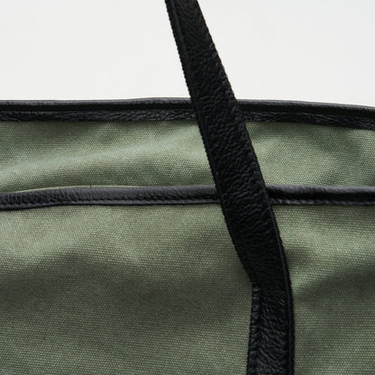 Bushveld Canvas &amp; Leather Two-Tone Weekender Bag - Woodstock Leather