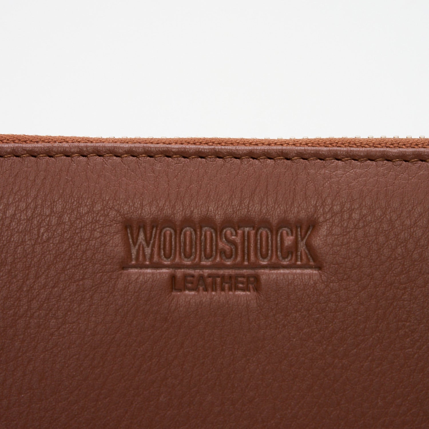 Elara Wallet and Cellphone Holder - Woodstock Leather