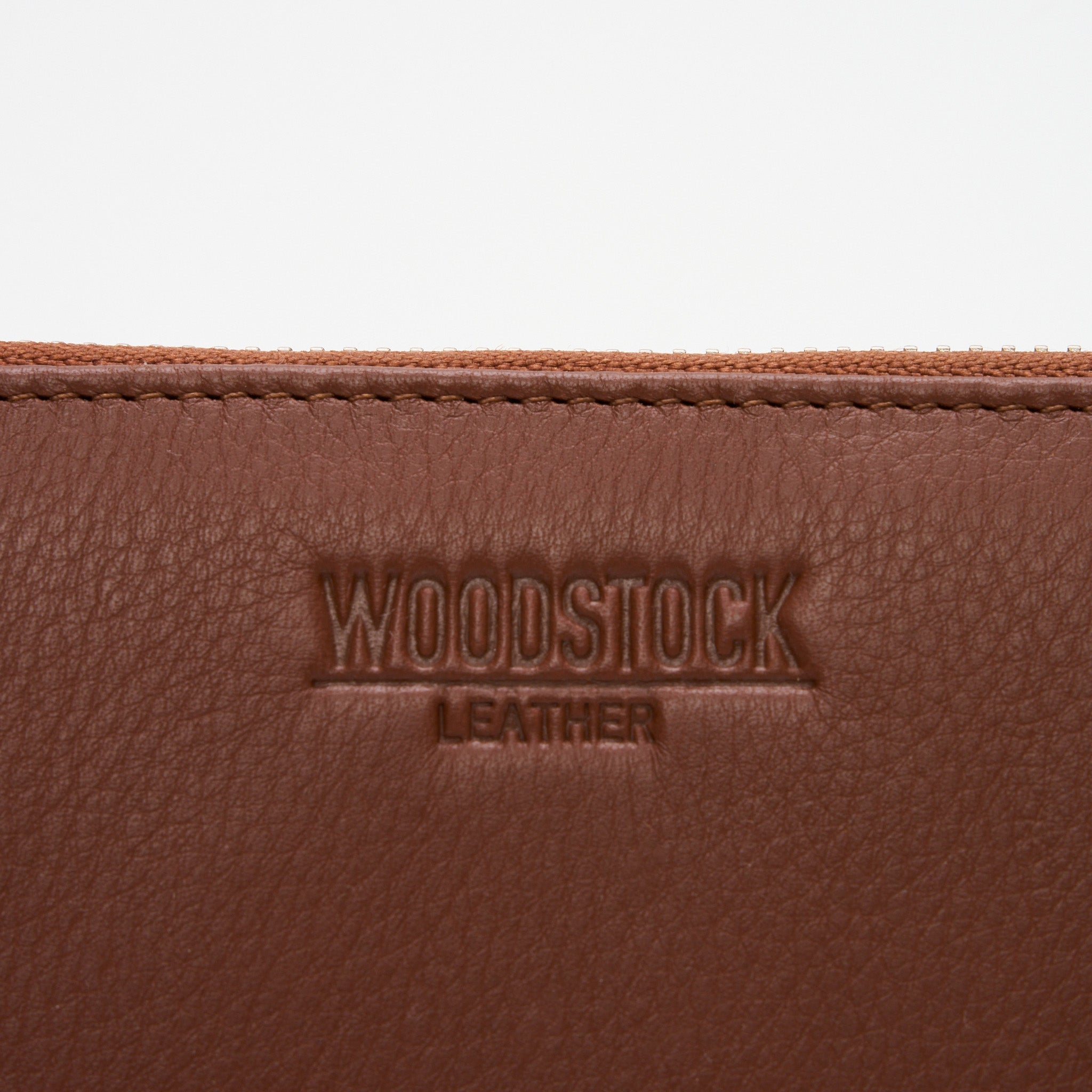 Elara Wallet and Cellphone Holder - Woodstock Leather
