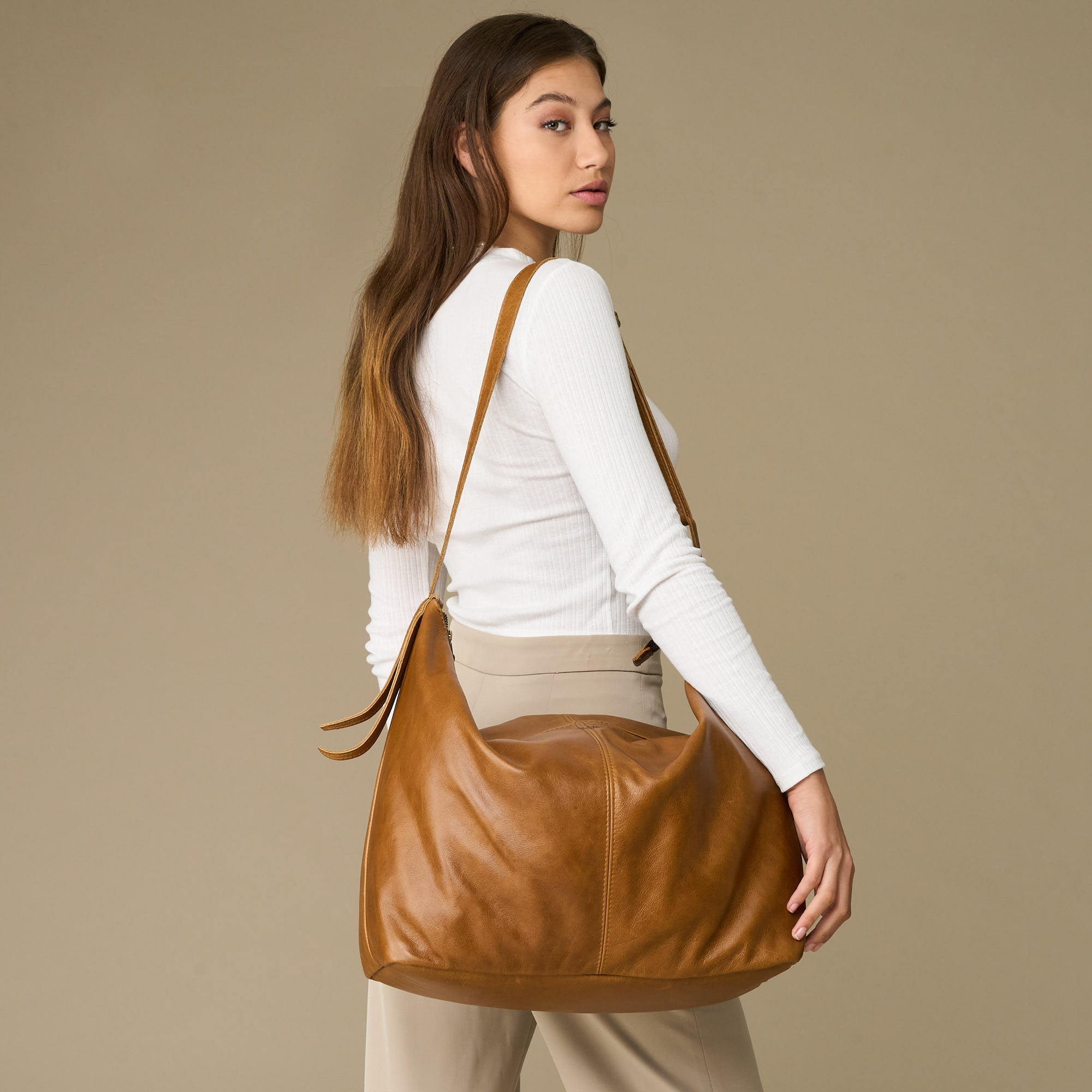 Noa Slouchy Bag - Woodstock Leather