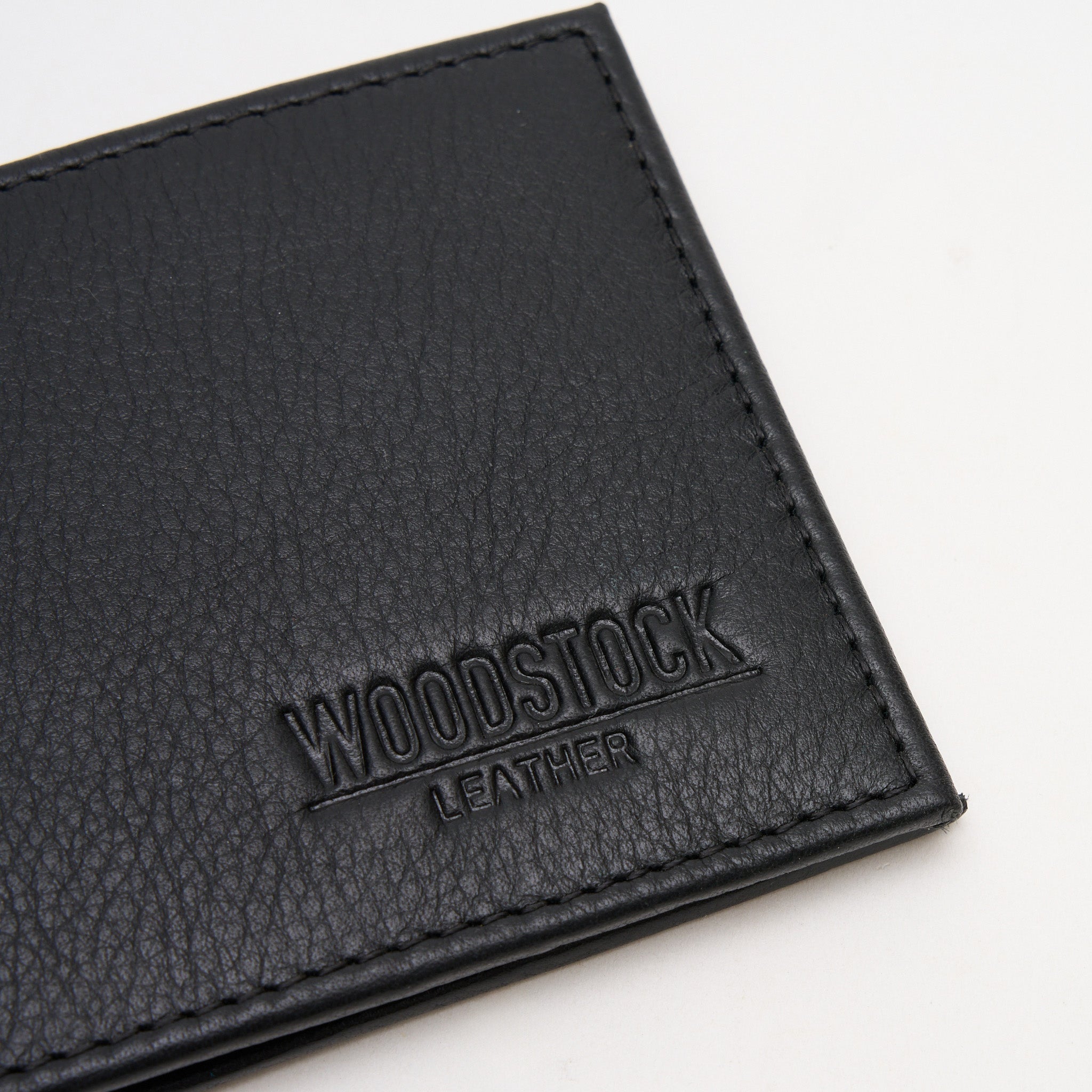 Reed Passcase Wallet - Woodstock Leather