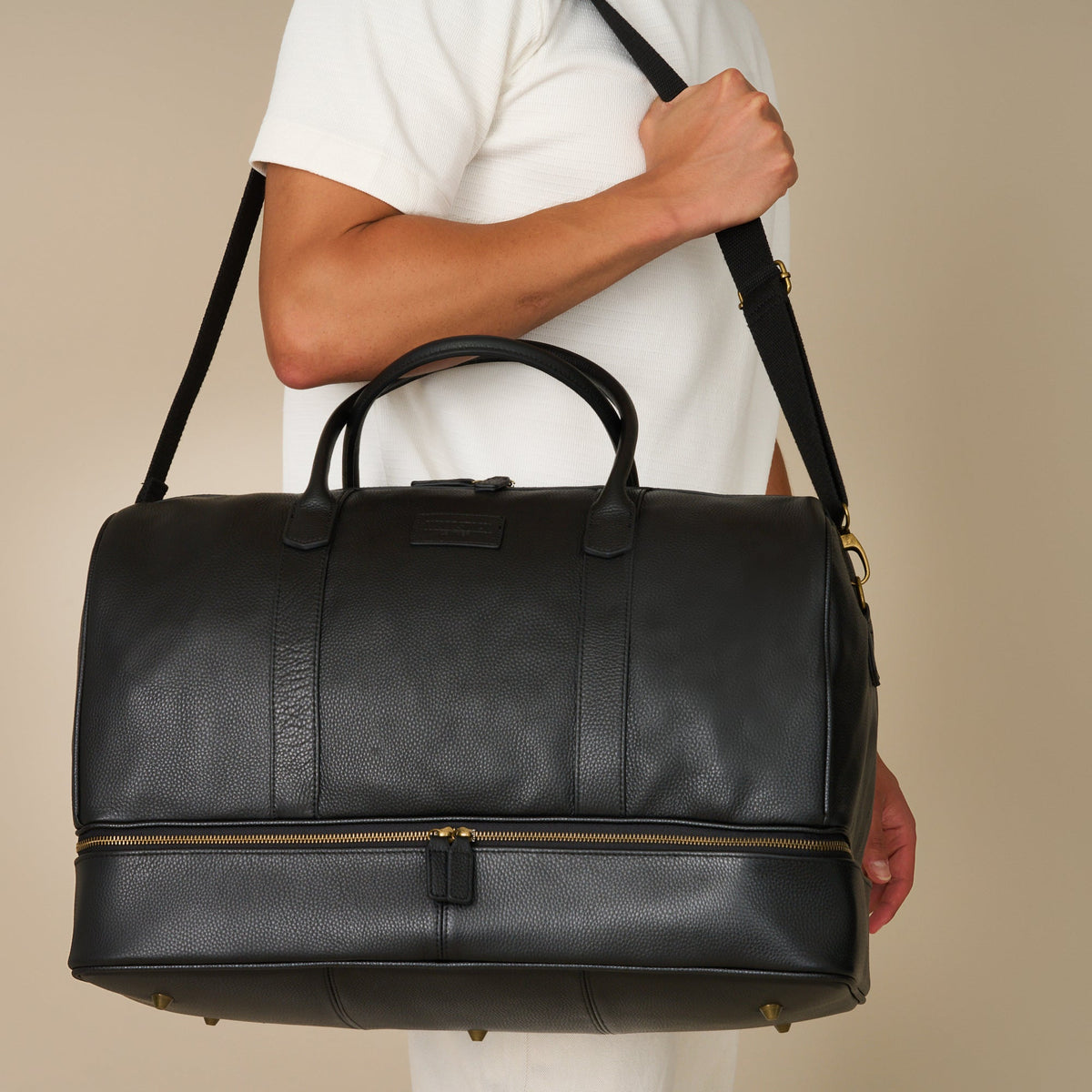 Sterling Double-Layered Weekend Bag With Shoe Compartment - Woodstock Leather