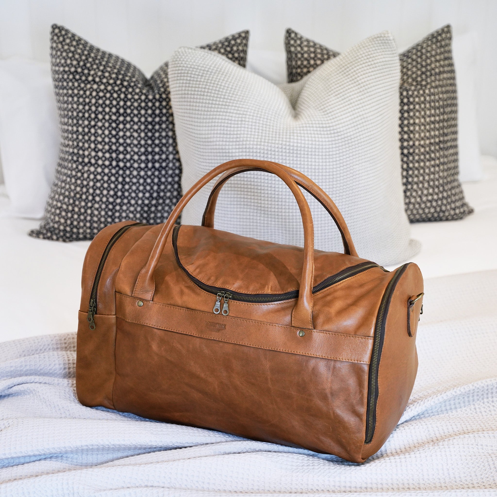 Weekender Duffel Bag with Waterproof Lining &amp; Sneaker Compartment - Woodstock Leather