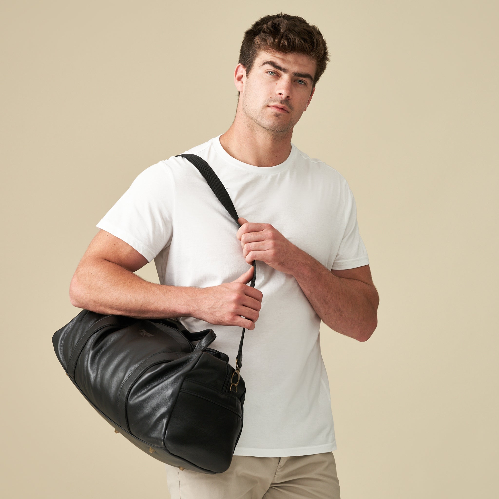 Weekender Duffel Bag with Waterproof Lining &amp; Sneaker Compartment - Woodstock Leather