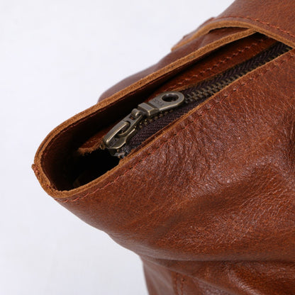 Zipper closure on 2-in-1 Elle Shopper Bag-Pecan