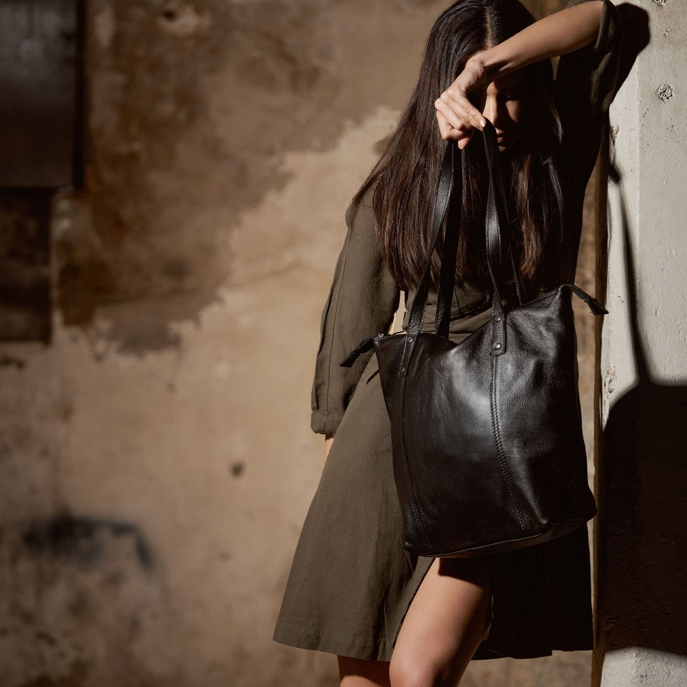 Woman holding Helena Tote Bag-Black