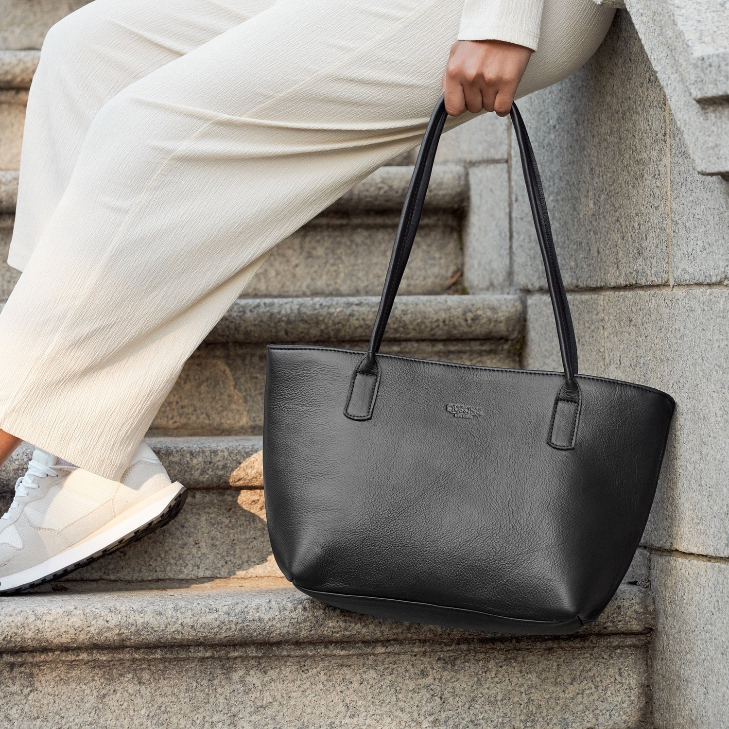 Blake Tote Bag - Woodstock Leather