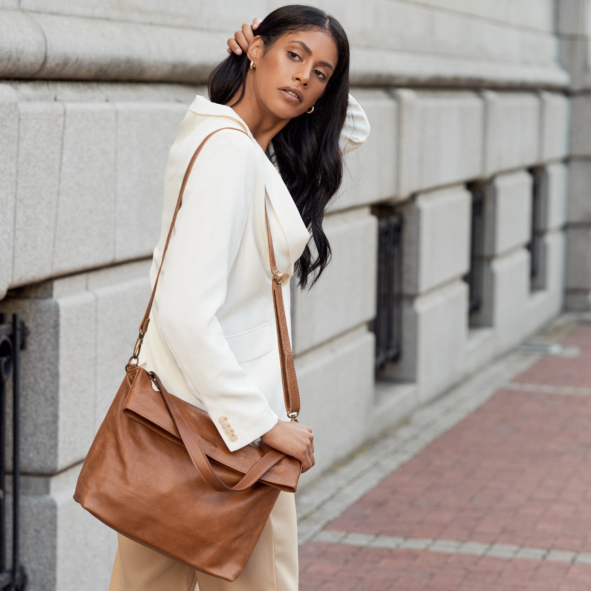 Carly Lined Sling Bag - Woodstock Leather